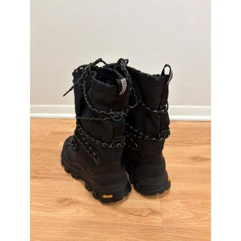 UGG Metropeak Water Repellent Insulated Boot (Women) - Picture 4 of 6